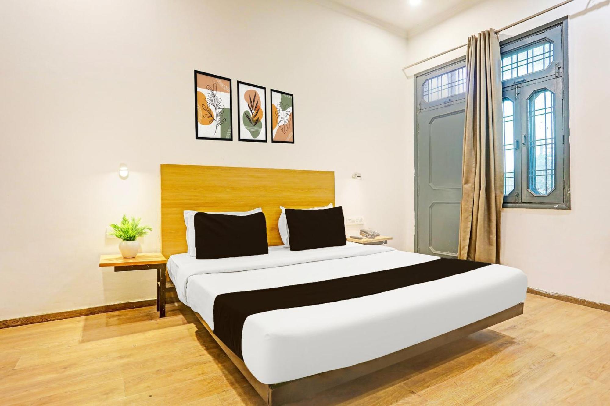Super Townhouse Vijay Khand Gomti Nagar Lucknow Dış mekan fotoğraf