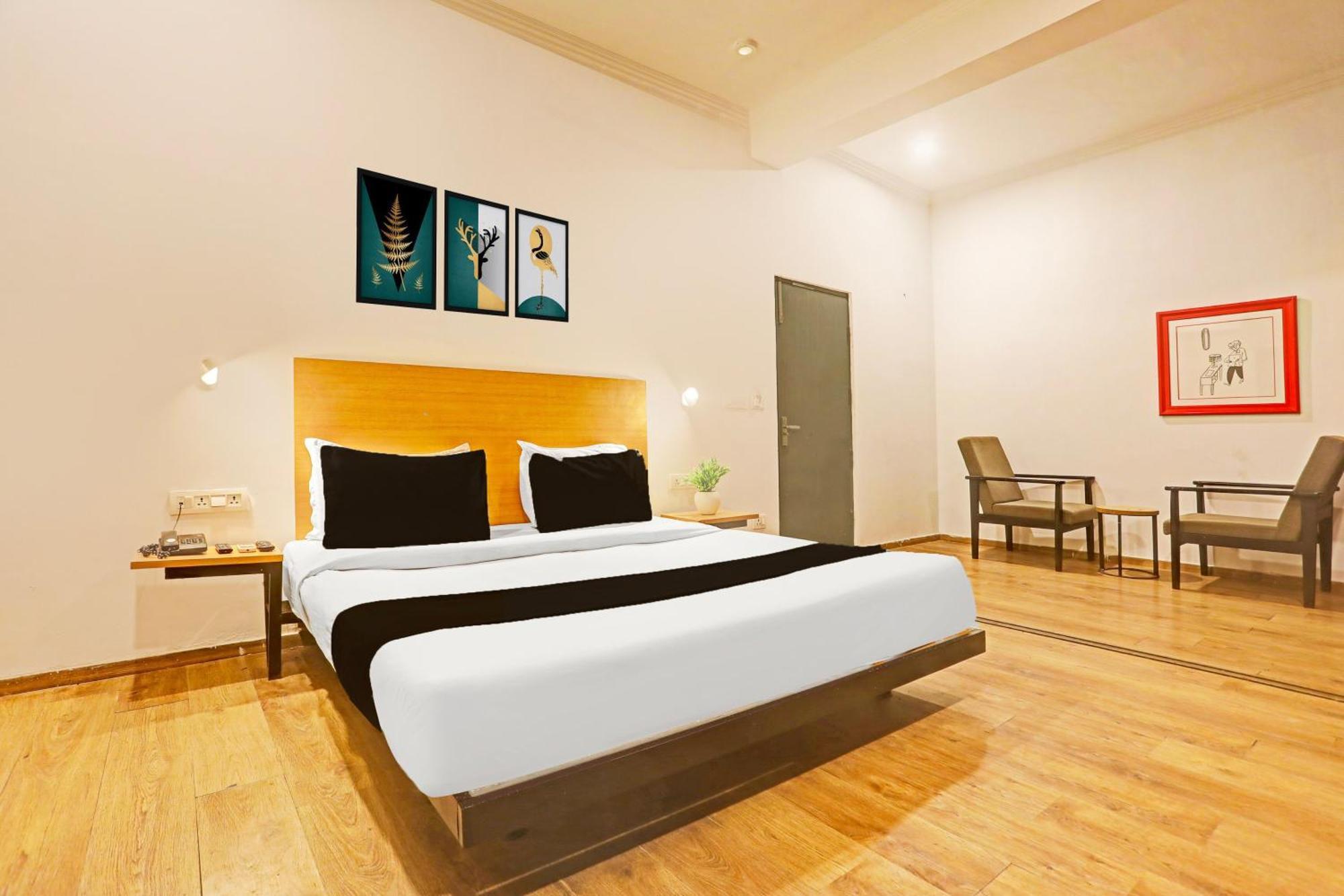 Super Townhouse Vijay Khand Gomti Nagar Lucknow Dış mekan fotoğraf