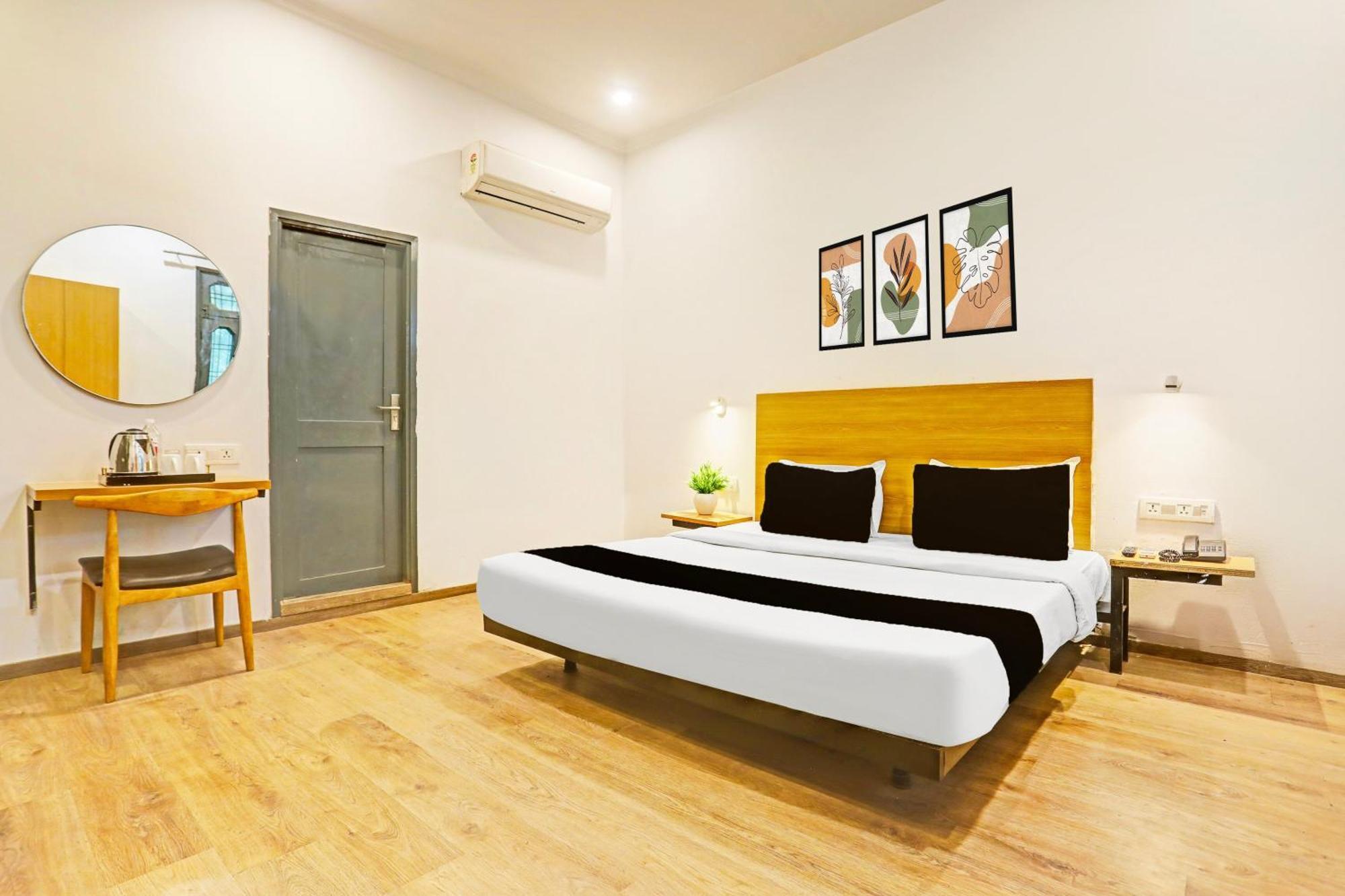 Super Townhouse Vijay Khand Gomti Nagar Lucknow Dış mekan fotoğraf